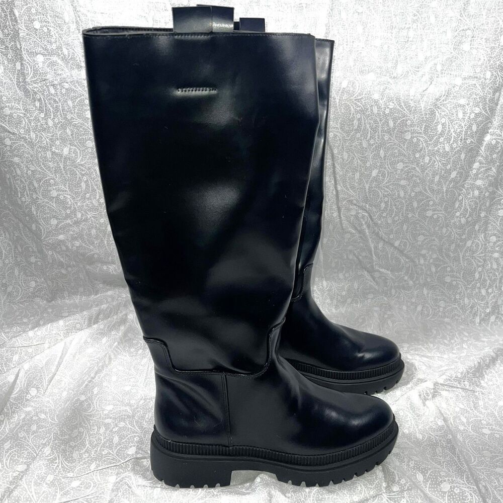 Never worn H&M Faux Black Leather Knee High Boots with Chunky Heel 9.5, lug sole - Picture 2 of 6